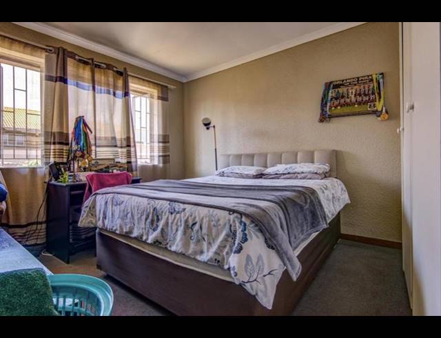 2 BEDROOM SIMPLEX FOR SALE IN BIRCH ACRES